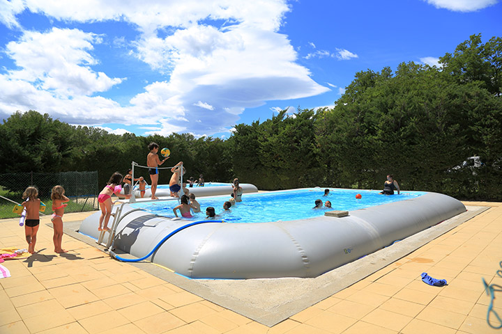 colo piscine été Biabaux